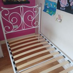 Single bed