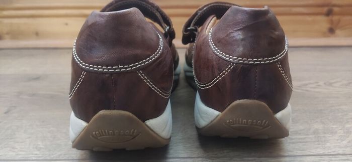 Rolling soft by Gabor leather shoes size 6