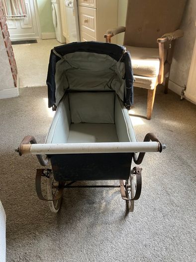Vintage Dolls pram