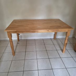Kitchen table