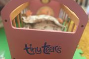Vintage Tiny Tears Dolls Cot