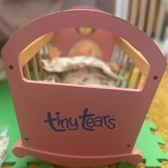 Vintage Tiny Tears Dolls Cot