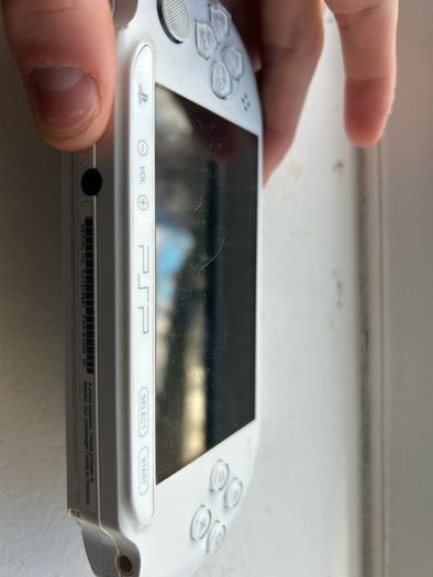 PSP E1000 white no box