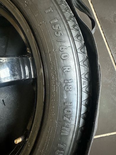 Mercedes cls , e classe W218 W212 spare wheel