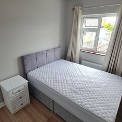 bed, headboard and Mattress
