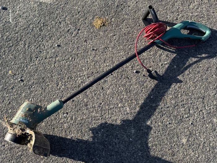 Bosch Electric Strimmer