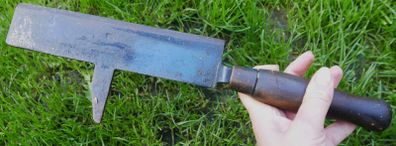 Vintage ELWELL Billhook Slasher Hedgelaying Garden Tool