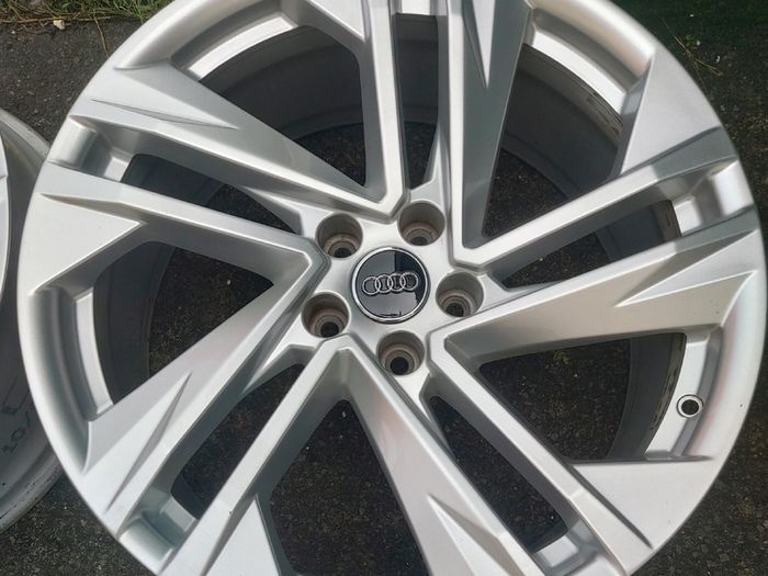 4 x Genuine Audi Q7 S-Line 20'' Alloys (5x112) Delivery
