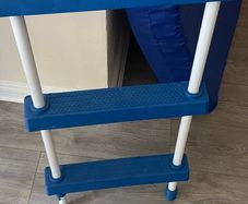 Camper bed ladder