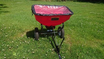 Seeder Spreader