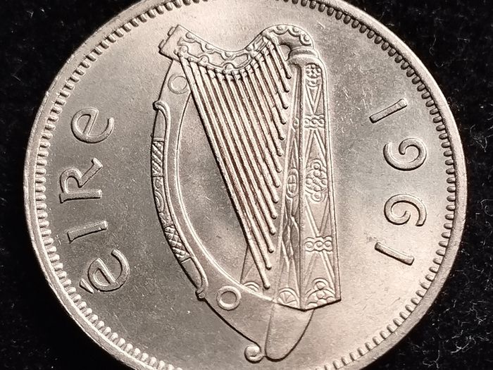 Ireland - 1961 - 6 Pence - Wolfhound - UNC - KM.13a - [2726]