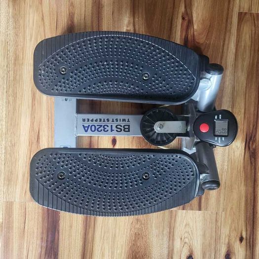 Exercise equipment  MINI STEPPER