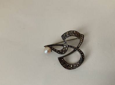 Vintage Irish Sterling Silver Marcasites and Pearl Brooch