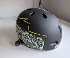 oneal skate helmet + rockrider bike helmet