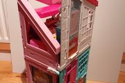 Barbie Malibu House