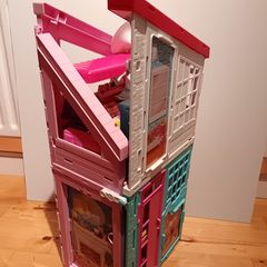 Barbie Malibu House