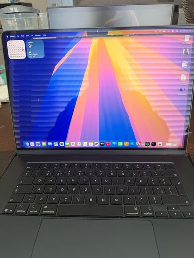 Apple Macbook Air