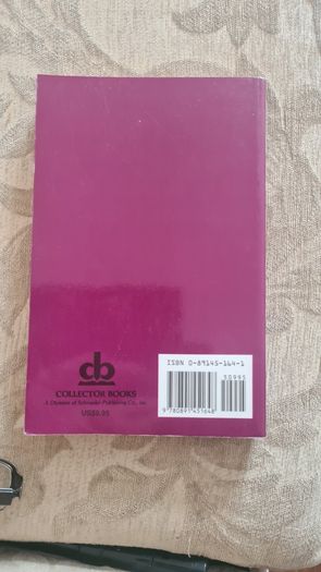 Victorian Furniture By Kathryn McInerney. SIGNED FIRST EDITION. Paperback In Very Good Condition.