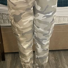 Primark camo cargo trousers, size 12