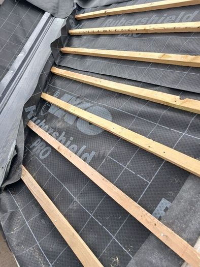 Roof Repair,pvc gutters, floor installation