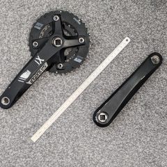 SR Suntour XCM crankset 22-36T, 2x9s (square taper)
