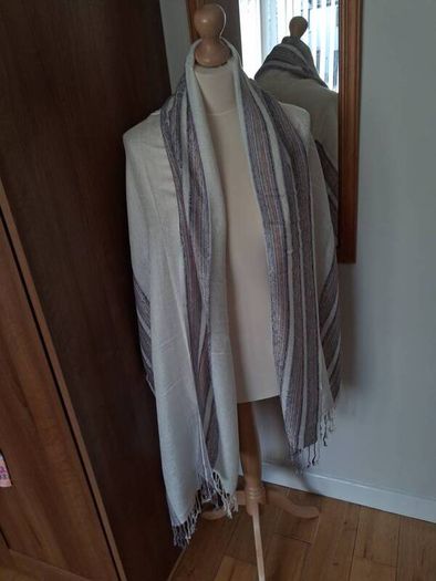 Lovely Light Shawl/Pashmina/Scarf