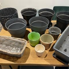 Plant pots