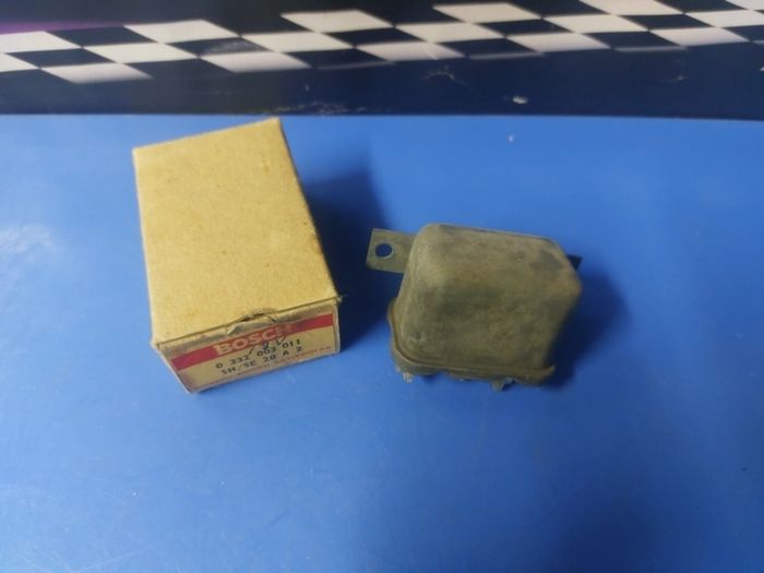 Bosch 12v relay