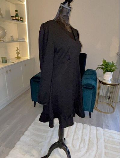 Ladies Black Long-Sleeved Dress from Primark Size Medium UK 12-14 / EU 40-42