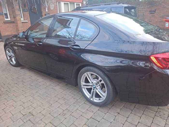 2016 Bmw 5-series M sport nct 1/27