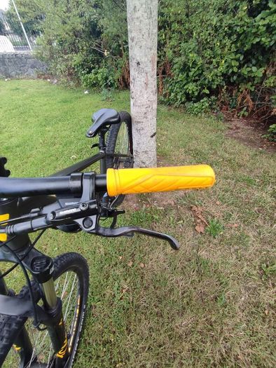 cube aim race mountain bike