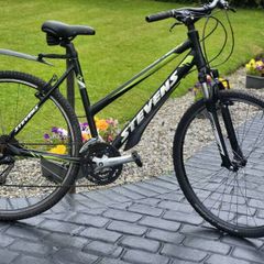 Ladies Stevens Hybrid Bike  No Offers