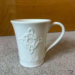 Belleek Trinity Knot Mug