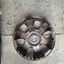 Toyota Yaris original wheel trim #2 with small crack Image 8