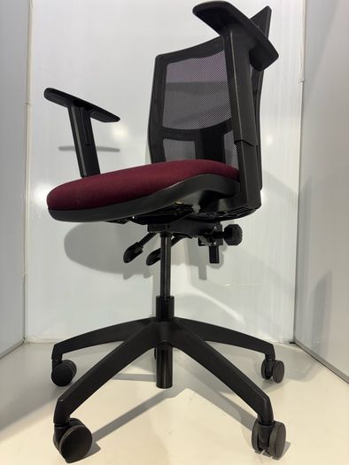 Premium office chairs only 50 euro each