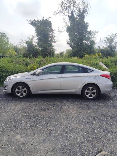 Breaking Hyundai i40 2012 1.7crdi