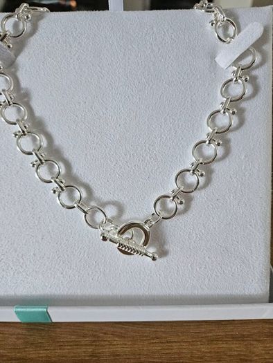 Lovely dressy silver chain