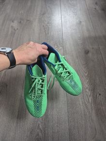 kids football boots size UK4