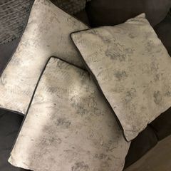 cushions REDUCED to sell