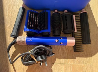 Dyson Airwrap Multi-styler, model HS05.