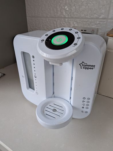 Tommee Tippee Perfect Prep machine