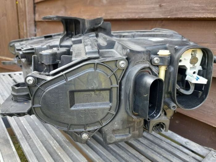 Genuine Used Headlights