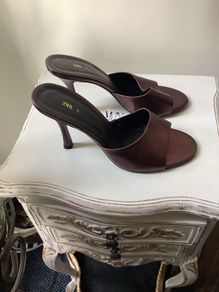Zara, new, UK8