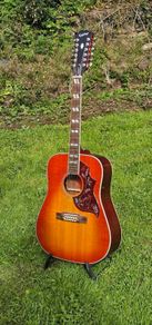 Epiphone IBG Hummingbird 12-string with case