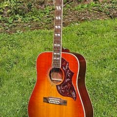 Epiphone IBG Hummingbird 12-string with case