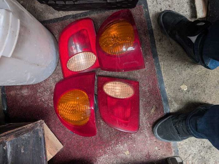 E11 Toyota Corolla 4 doors tail lights