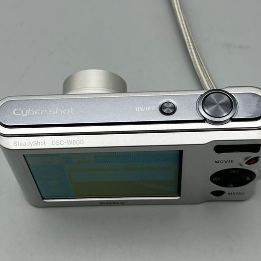 Sony DSC-W800 20.1MP Digital Camera Silver - Full Kit