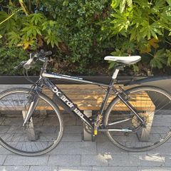 Boardman mid sized hybrid bicycle