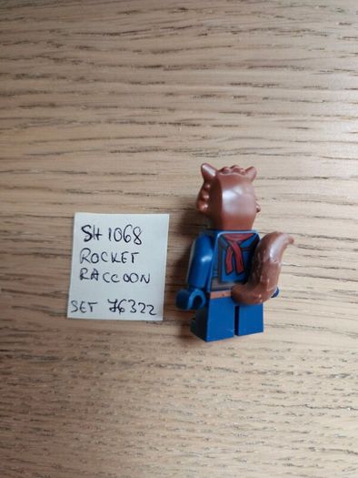 lego sh1068 Rocket Raccoon, set 76322