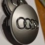 Audi Wheel Centre Caps 60mm Center hubcaps 4B0601170(4 Caps 15euro) Image 2